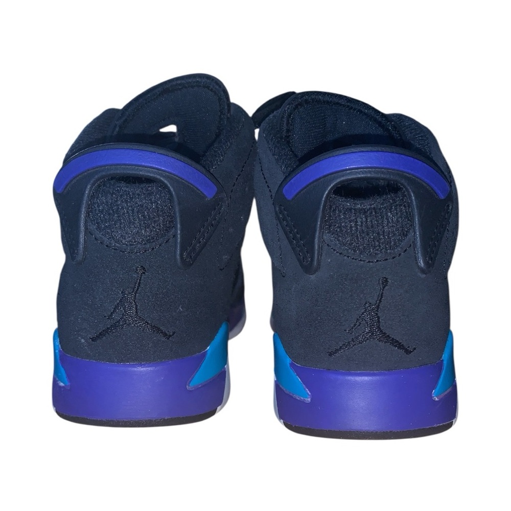 Air Jordan 6 Retro Kids Sneakers - Picture 2 of 5